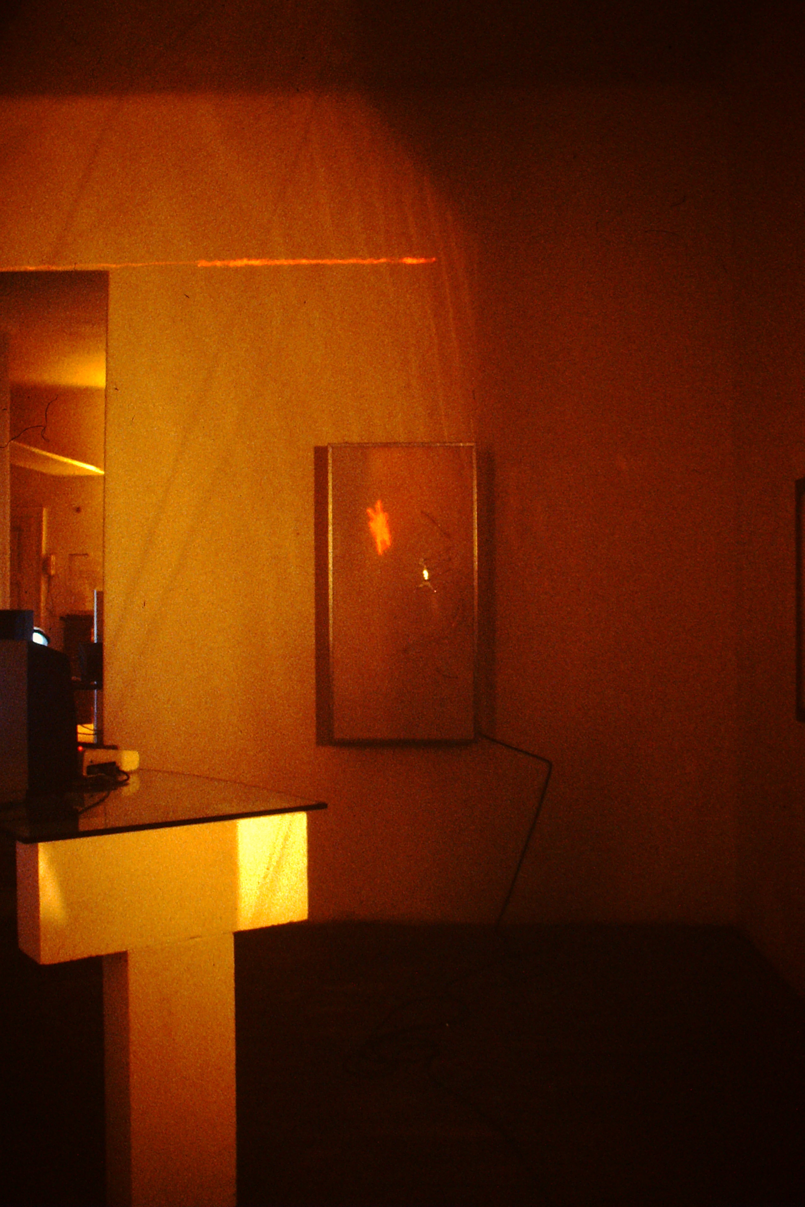 0.about:timeline:1987:exhib-v-v.jpg